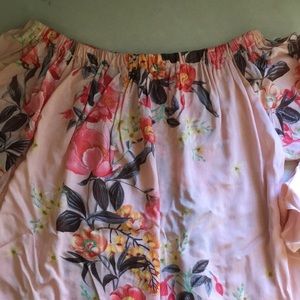 Feminine, flowy, on/off the shoulder floral top